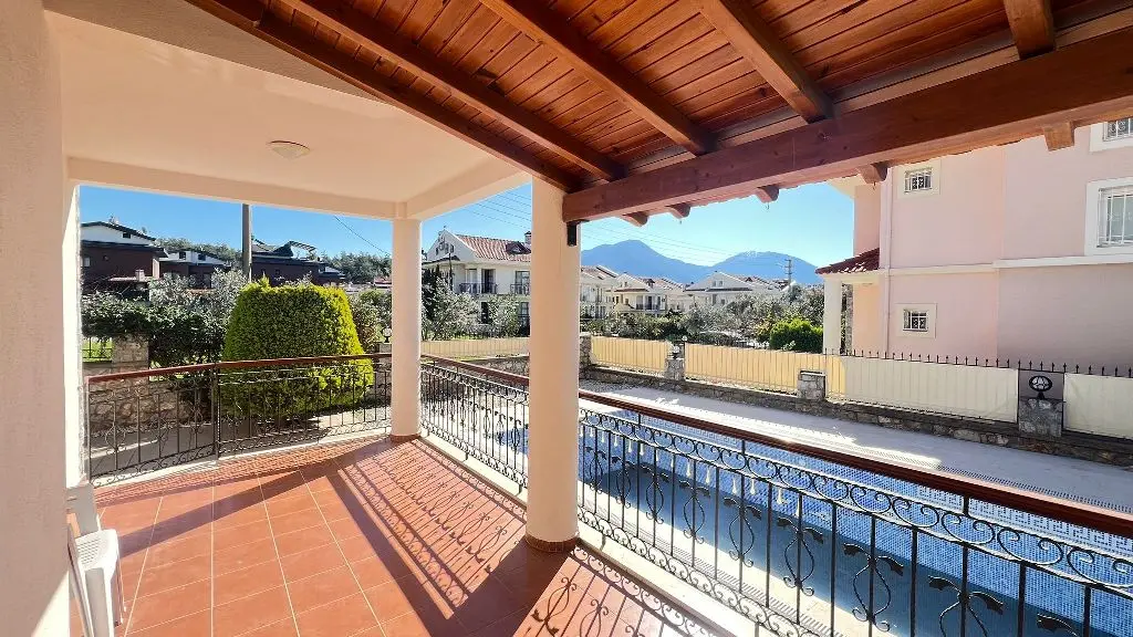 Villa in Calis